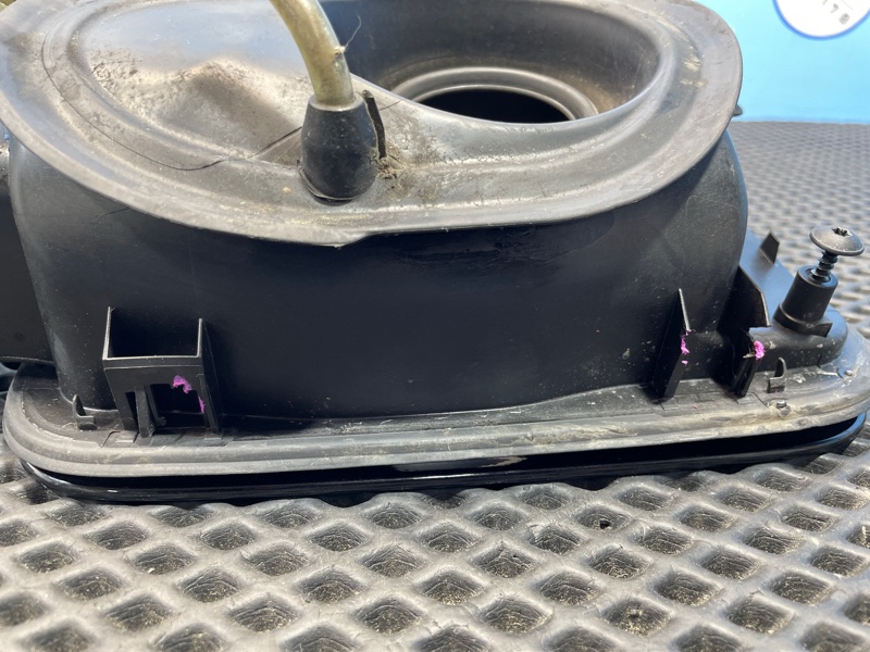 Лючок бензобака, 1500 рублей, Санкт-Петербург