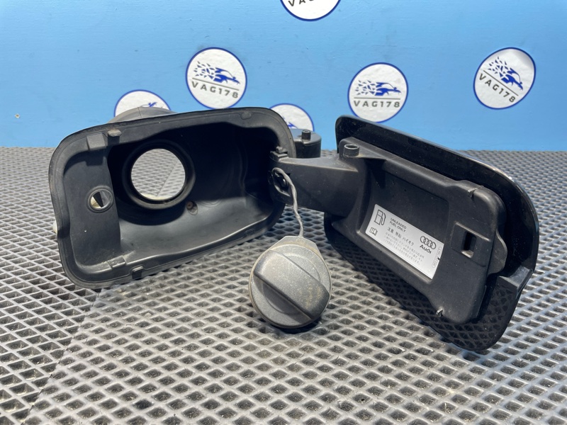 Лючок бензобака, 1500 рублей, Санкт-Петербург