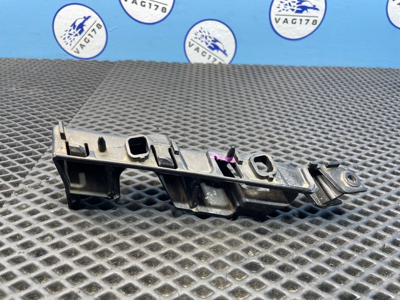 Направляющая бампера, 1000 рублей, Санкт-Петербург