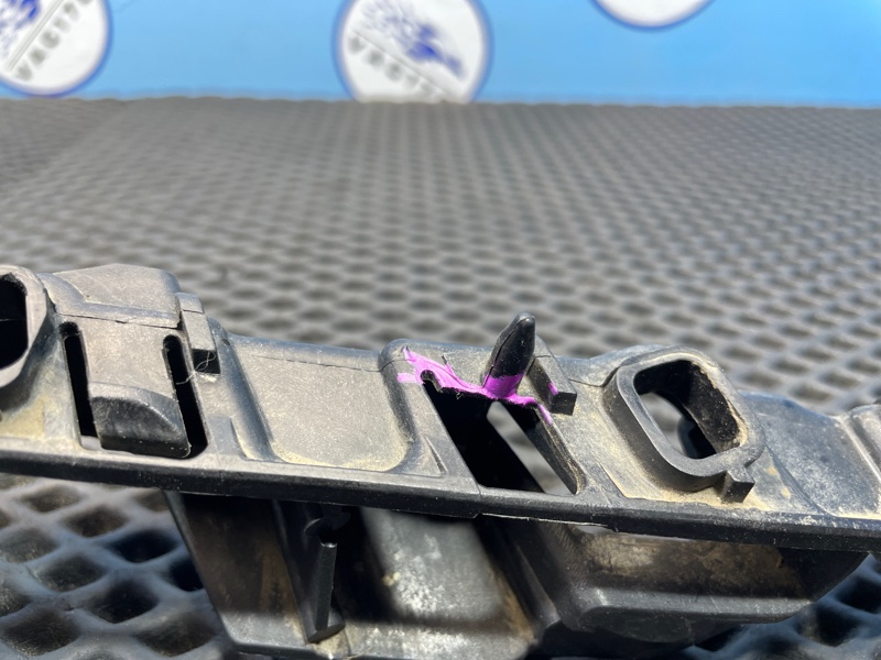 Направляющая бампера, 1000 рублей, Санкт-Петербург