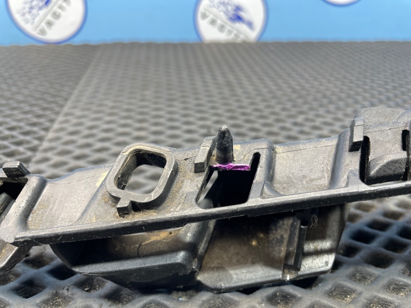 Направляющая бампера, 1000 рублей, Санкт-Петербург