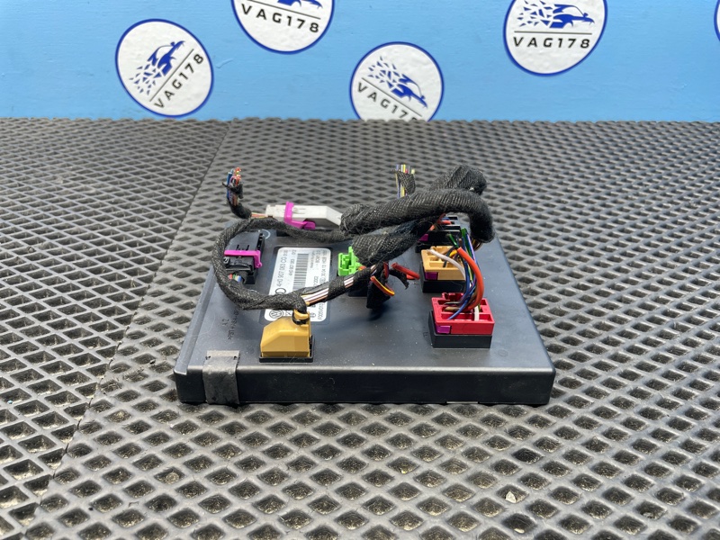 Блок управления бортовой сети, 2000 рублей, Санкт-Петербург