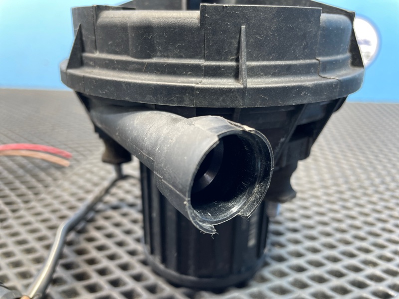 Насос продувки катализатора, 2000 рублей, Санкт-Петербург