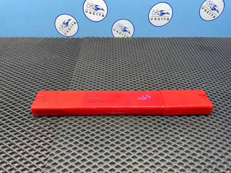 Знак аварийной остановки, 1000 рублей, Санкт-Петербург