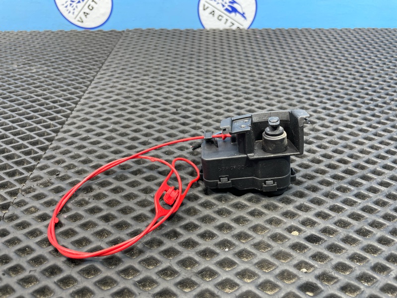 Активатор замка крышки бензобака, 1500 рублей, Санкт-Петербург