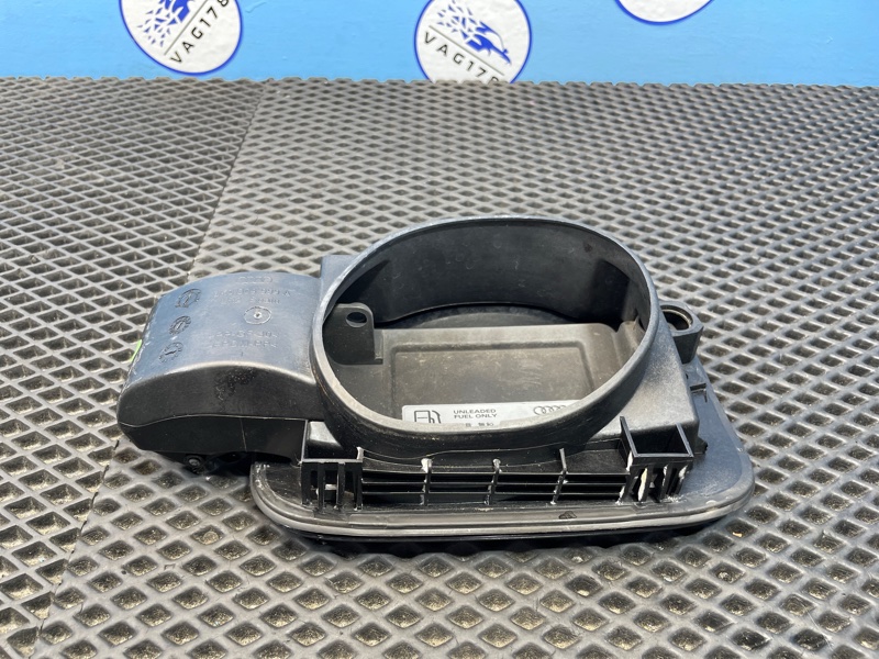 Лючок бензобака, 1000 рублей, Санкт-Петербург