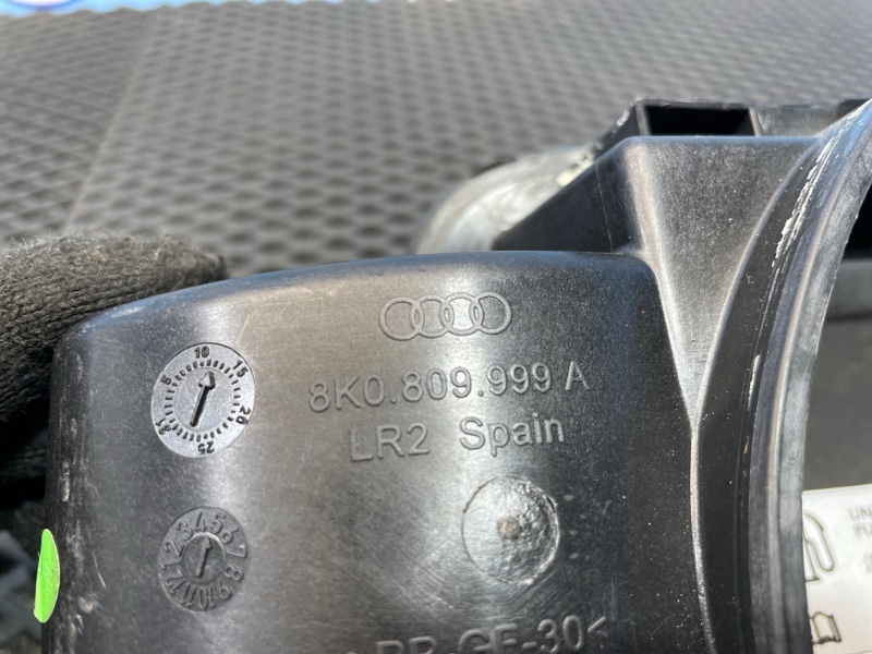 Лючок бензобака, 1000 рублей, Санкт-Петербург