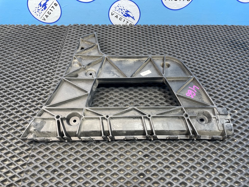 Направляющая бампера, 1000 рублей, Санкт-Петербург