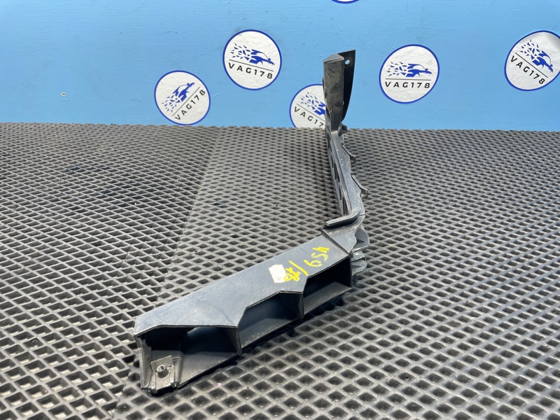 Направляющая бампера, 1000 рублей, Санкт-Петербург