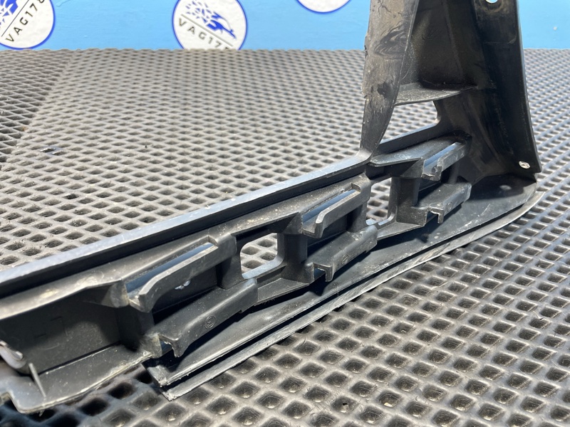 Направляющая бампера, 1000 рублей, Санкт-Петербург