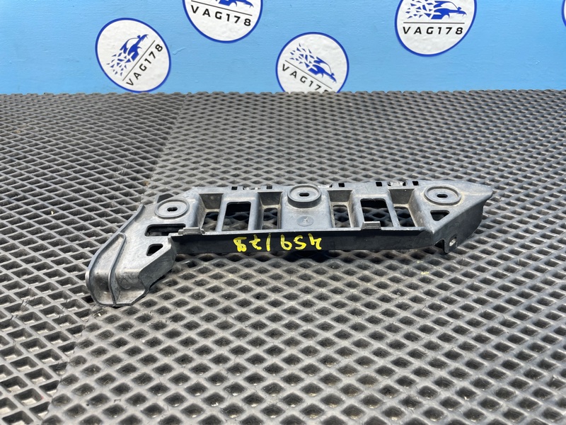 Направляющая бампера, 1000 рублей, Санкт-Петербург