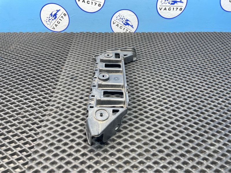 Направляющая бампера, 1000 рублей, Санкт-Петербург