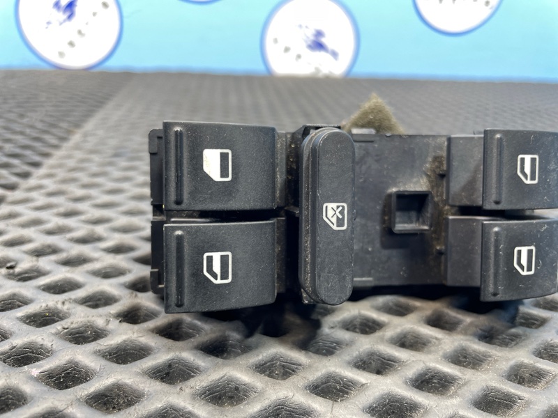 Блок управления стеклоподъемниками, 1000 рублей, Санкт-Петербург