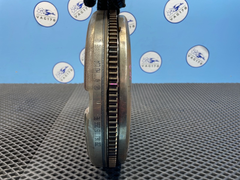 Маховик, 10000 рублей, Санкт-Петербург