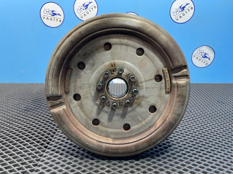 Маховик, 10000 рублей, Санкт-Петербург