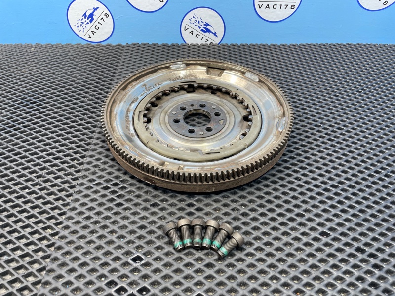 Маховик, 5000 рублей, Санкт-Петербург