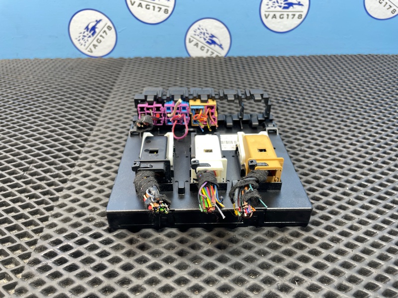 Блок управления бортовой сети, 2000 рублей, Санкт-Петербург