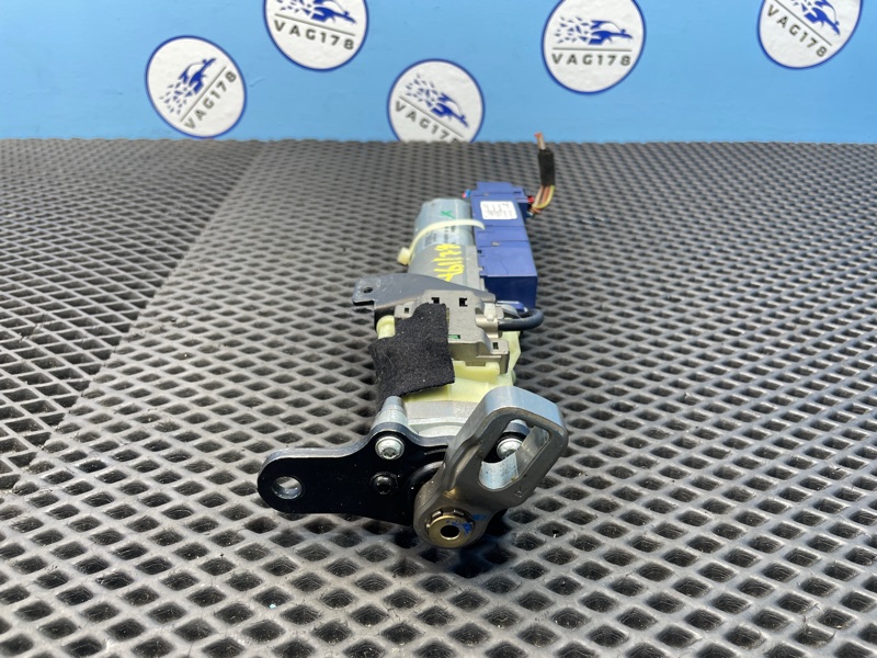 Механизм подъема двери багажника, 4000 рублей, Санкт-Петербург