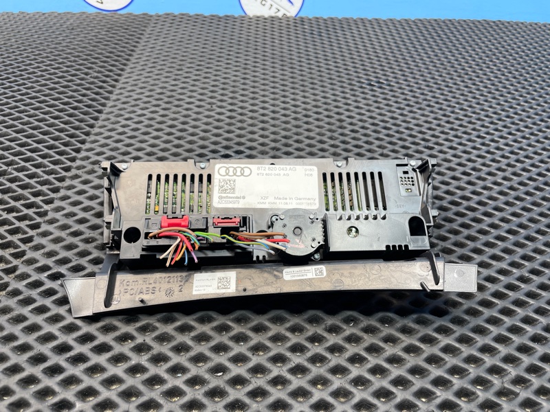 Блок управления климатом, 1000 рублей, Санкт-Петербург