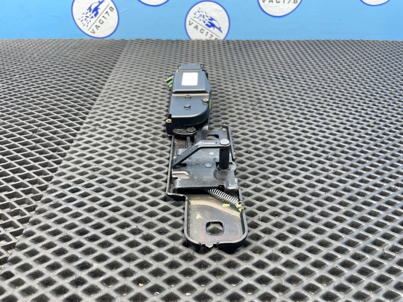 Ответная часть замка багажника, 5000 рублей, Санкт-Петербург