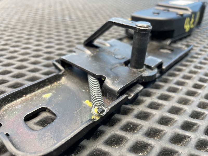 Ответная часть замка багажника, 5000 рублей, Санкт-Петербург