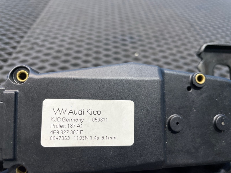 Ответная часть замка багажника, 5000 рублей, Санкт-Петербург