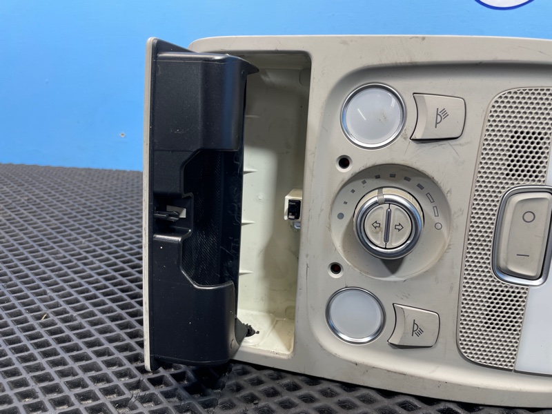 Плафон салонный, 1500 рублей, Санкт-Петербург