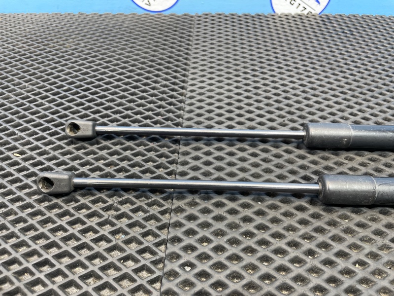 Амортизатор багажника, 1000 рублей, Санкт-Петербург