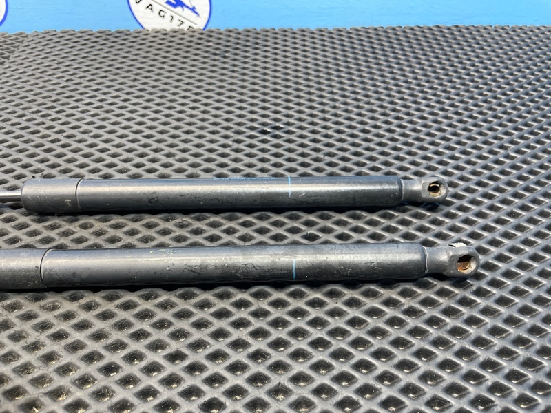 Амортизатор багажника, 1000 рублей, Санкт-Петербург