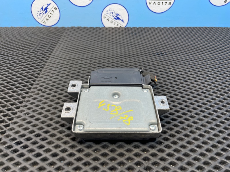 Блок управления стояночным тормозом, 10000 рублей, Санкт-Петербург