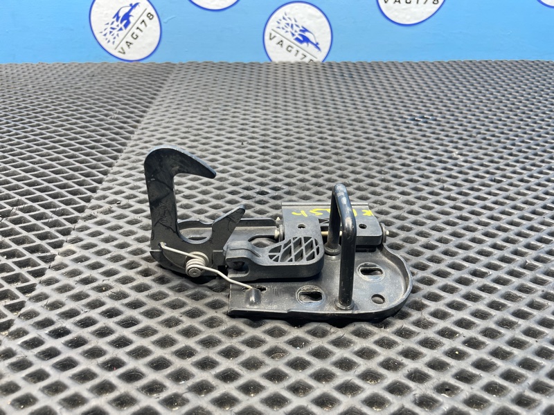 Крючок капота, 1000 рублей, Санкт-Петербург