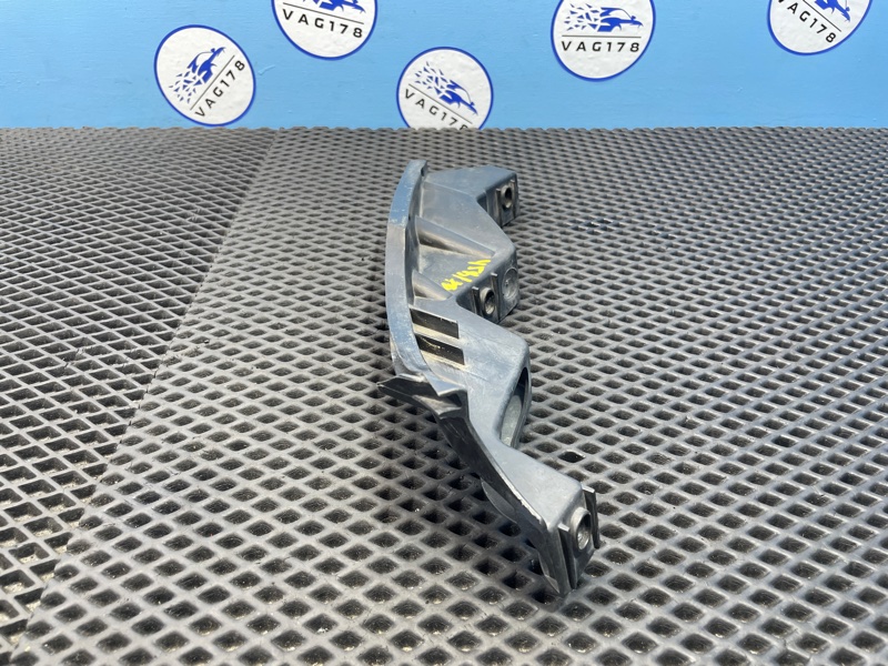 Направляющая бампера, 1000 рублей, Санкт-Петербург