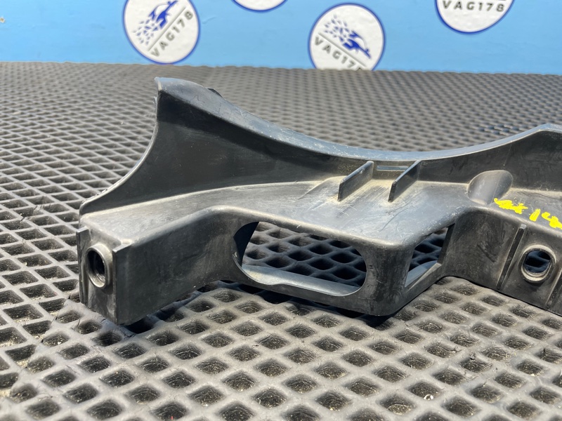 Направляющая бампера, 1000 рублей, Санкт-Петербург