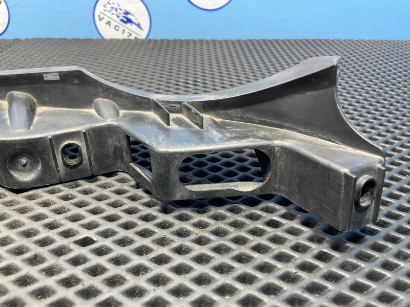 Направляющая бампера, 1000 рублей, Санкт-Петербург