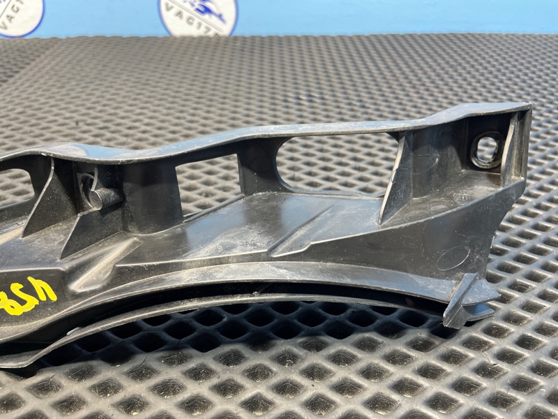 Направляющая бампера, 1000 рублей, Санкт-Петербург