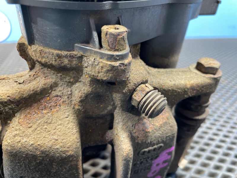 Суппорт тормозной, 1300 рублей, Санкт-Петербург