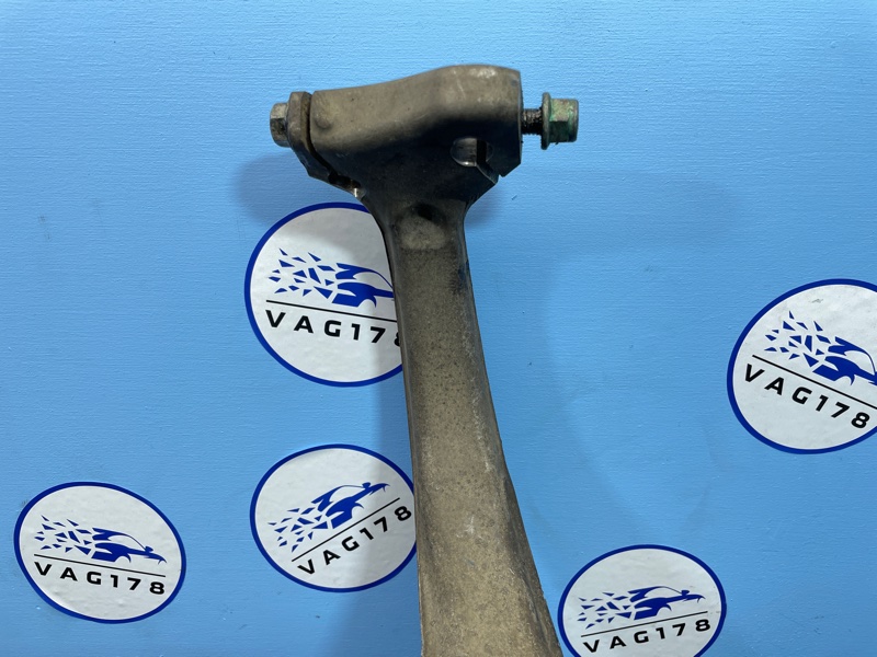 Кулак поворотный, 14000 рублей, Санкт-Петербург