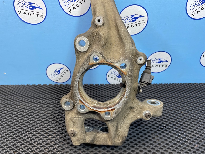 Кулак поворотный, 14000 рублей, Санкт-Петербург