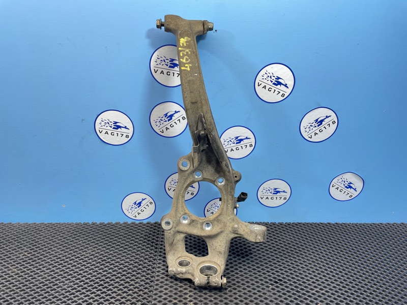 Кулак поворотный, 14000 рублей, Санкт-Петербург