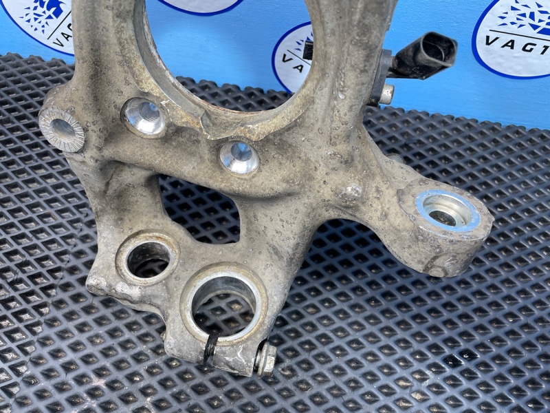 Кулак поворотный, 14000 рублей, Санкт-Петербург