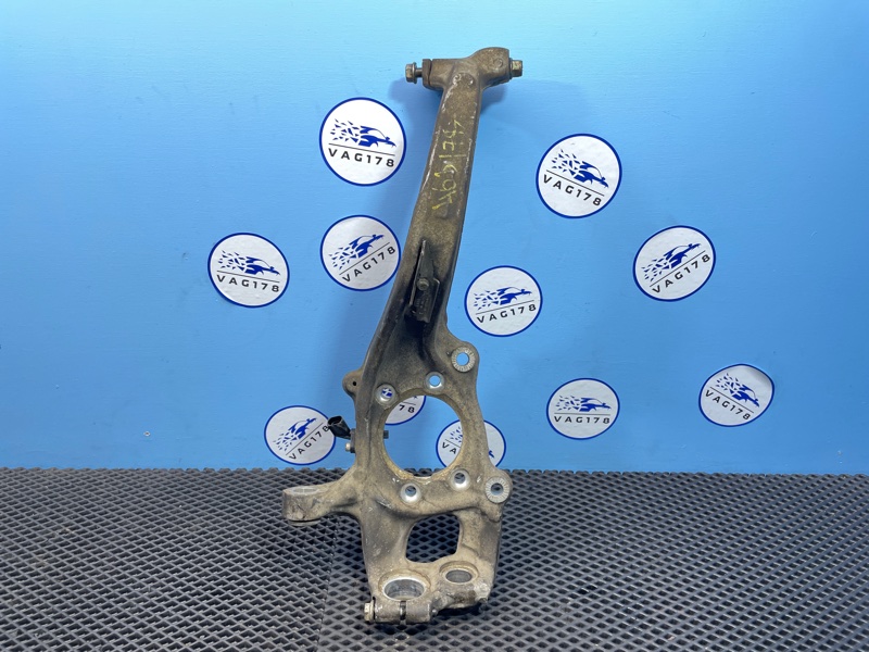 Кулак поворотный, 14000 рублей, Санкт-Петербург