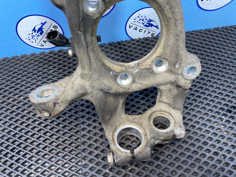 Кулак поворотный, 14000 рублей, Санкт-Петербург