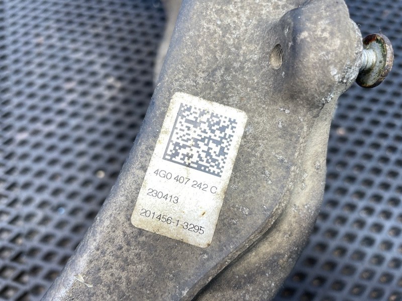 Кулак поворотный, 14000 рублей, Санкт-Петербург