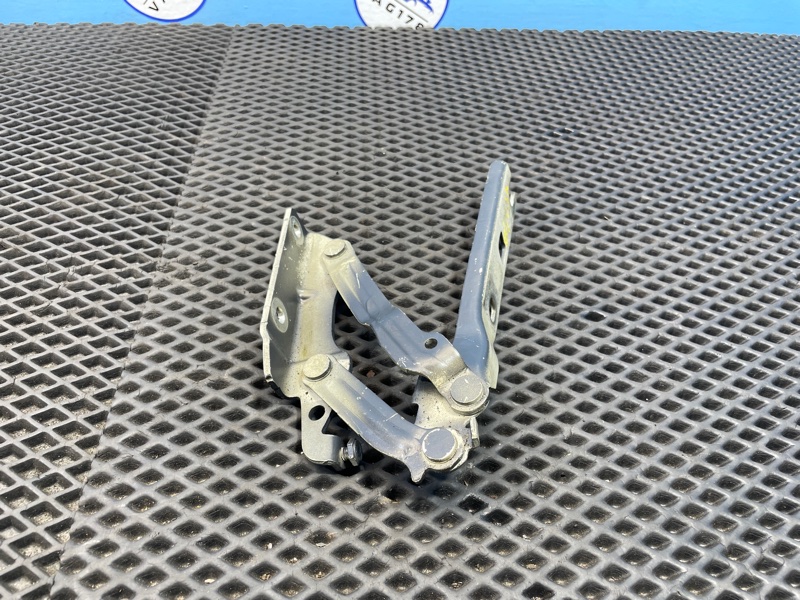 Петля капота, 5000 рублей, Санкт-Петербург