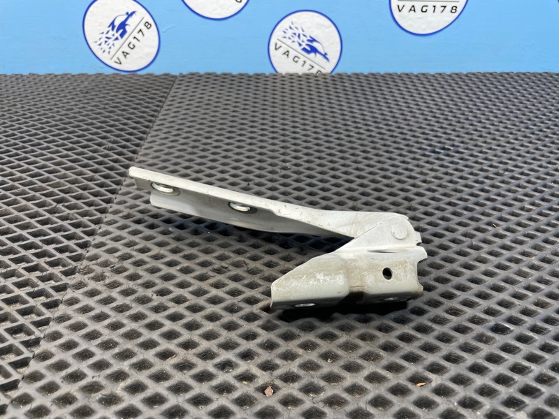 Петля капота, 1000 рублей, Санкт-Петербург