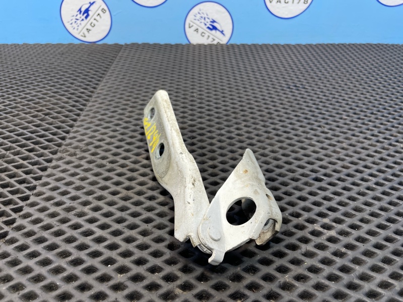 Петля капота, 1000 рублей, Санкт-Петербург