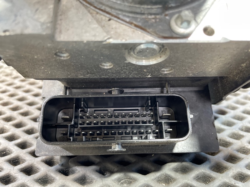 Блок ABS, 2000 рублей, Санкт-Петербург