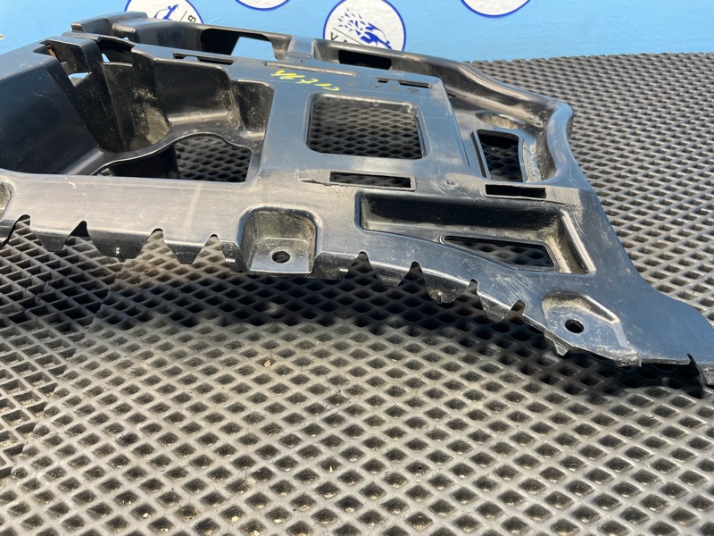 Направляющая бампера, 1000 рублей, Санкт-Петербург