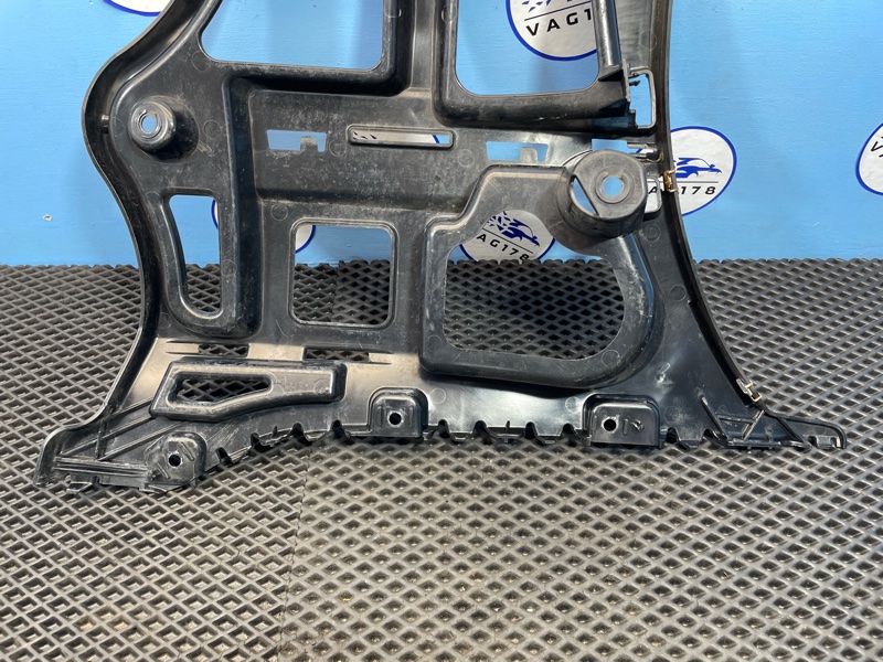 Направляющая бампера, 1000 рублей, Санкт-Петербург