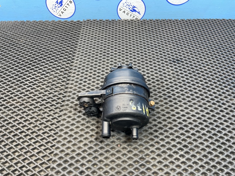 Бачок гидроусилителя, 1000 рублей, Санкт-Петербург